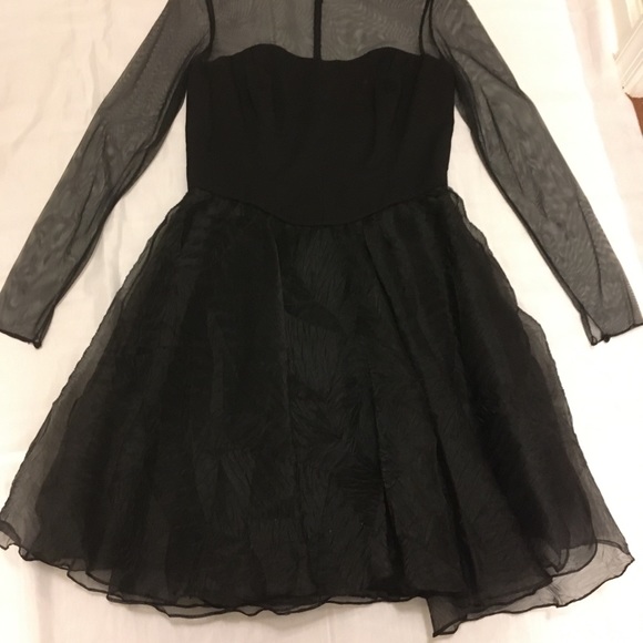 Dress (special occasions )Excellent condition - Picture 3 of 3